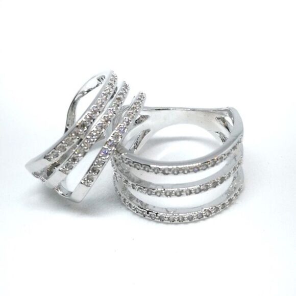 Crystal Pave Tri Band Ring White Gold Plated Sizes 3 4 5 - Picture 1 of 3
